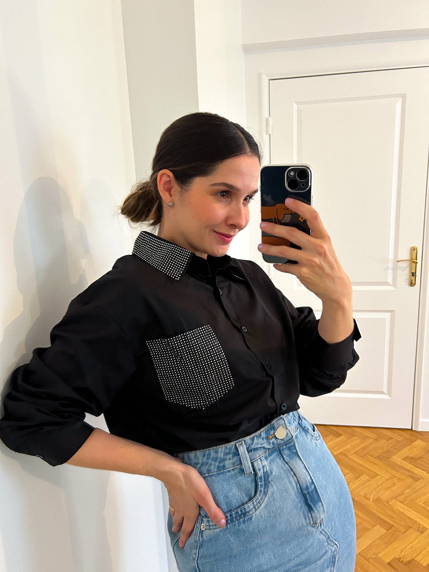 Chemise Tricoline Noire avec Applications