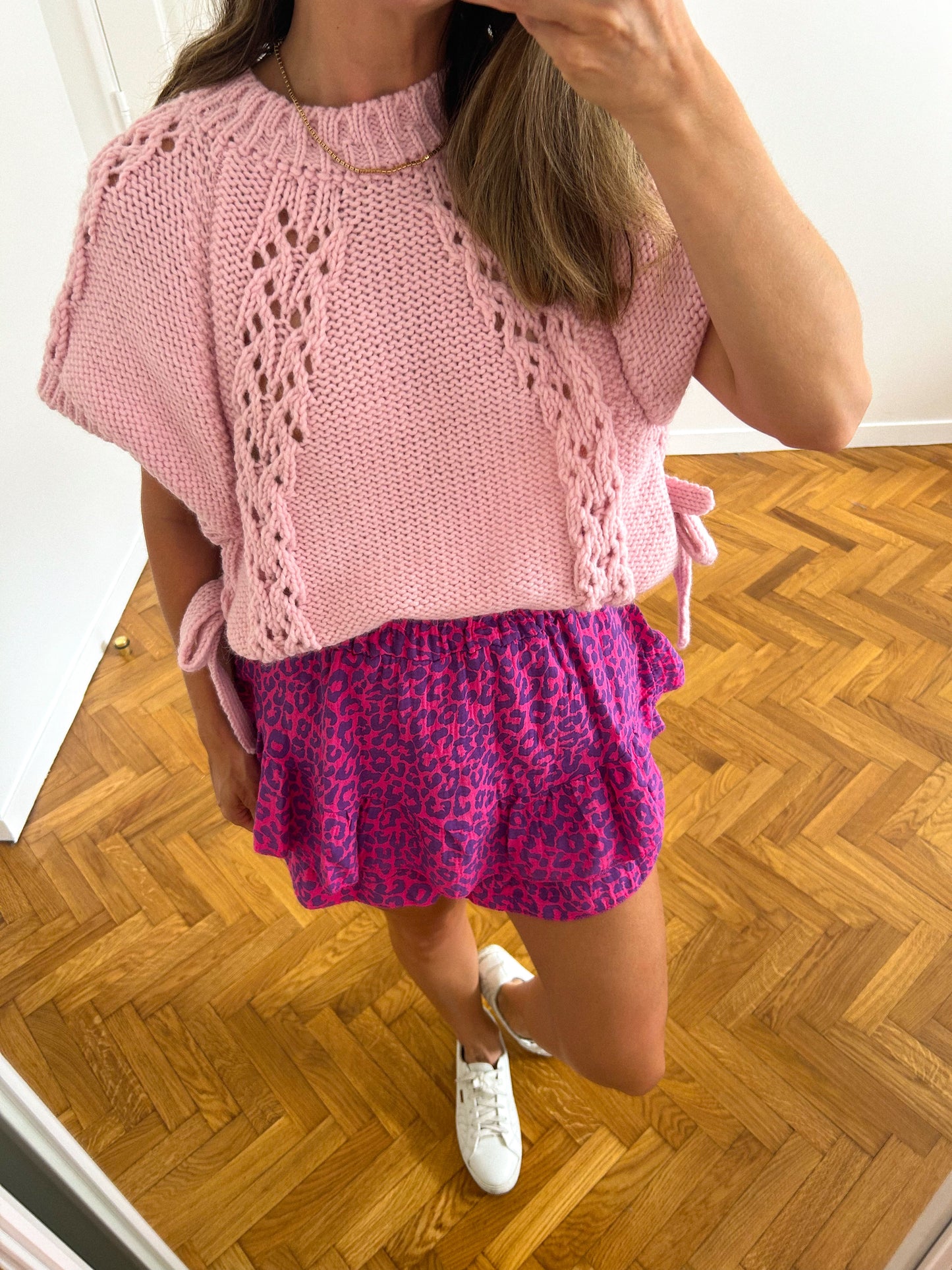 Sleeveless Side Tie Sweater with Pink Bow