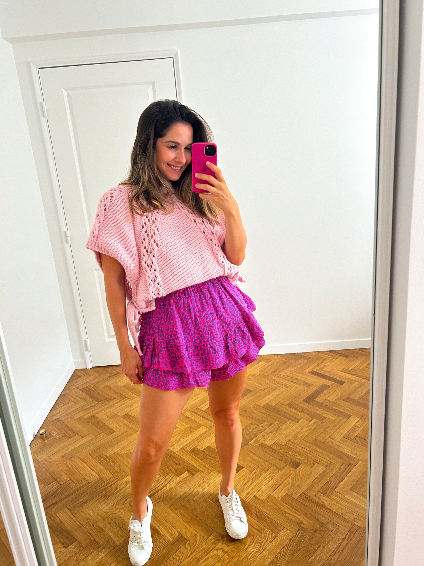 Sleeveless Side Tie Sweater with Pink Bow